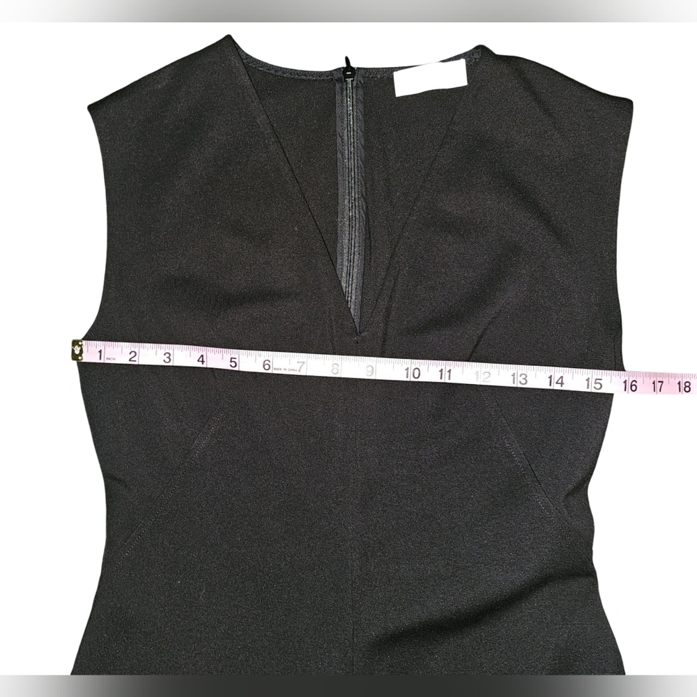 Everlane Black Sleeveless V-Neck Fit & Flare Dress A-Line Stretch Classic Sz 6 - Picture 10 of 15